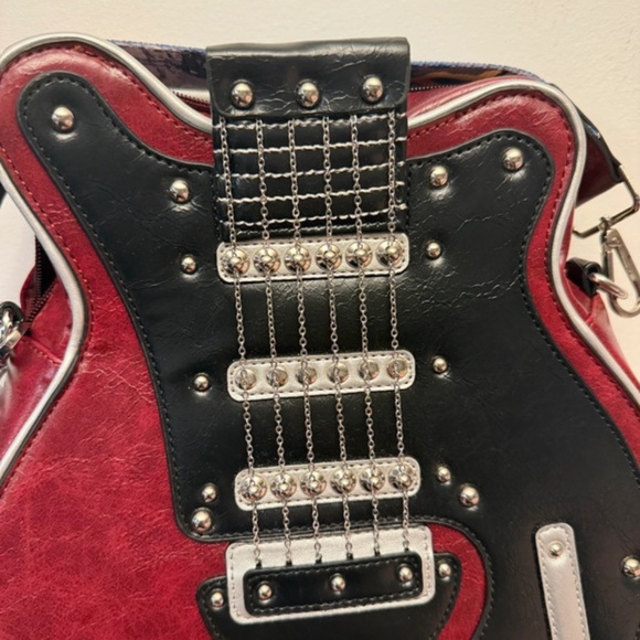 Vintage Guitar Purse! - Picture 2 of 5
